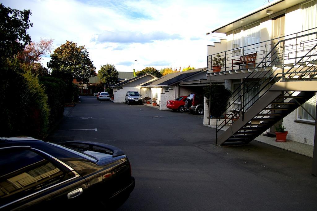 The Adelphi Motel Christchurch Exterior foto